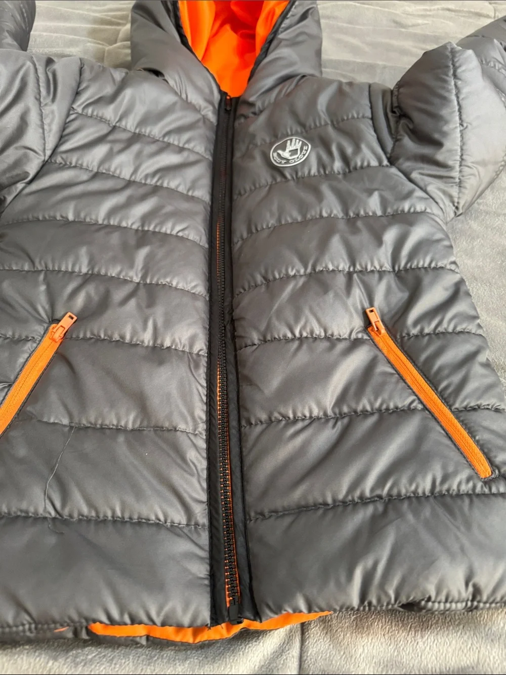 Body Glove boys Gray Puffer Jacket with White Logo Sz 10